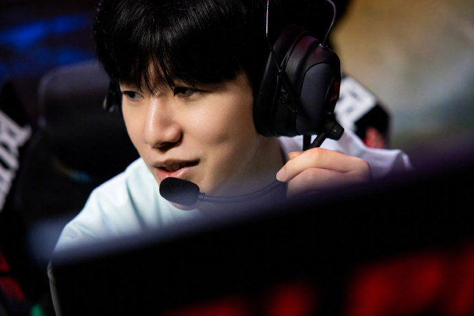 还是防守时 还是防守时