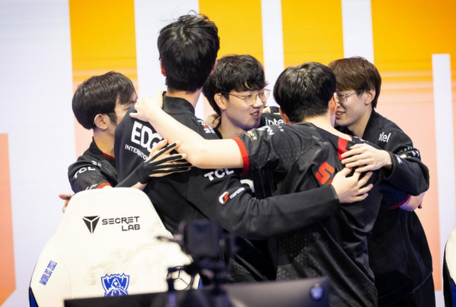 继续接这个 继续接这个