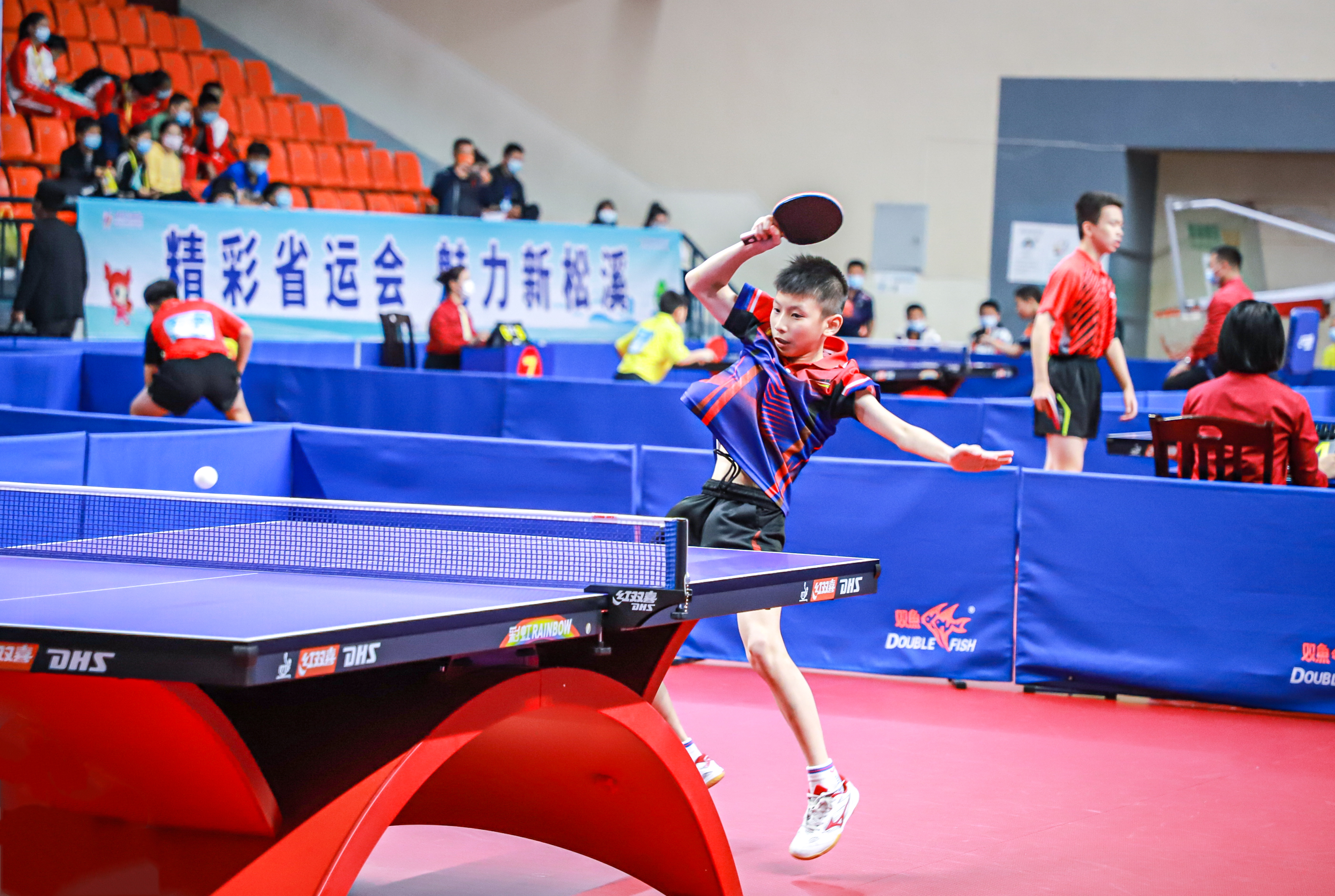 对展现强大 对展现强大