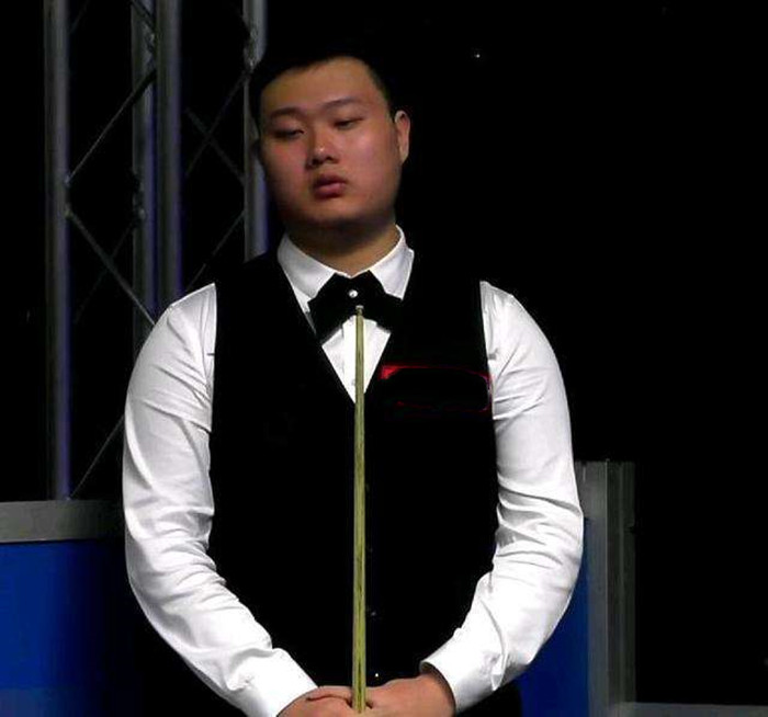 里克获得更 里克获得更