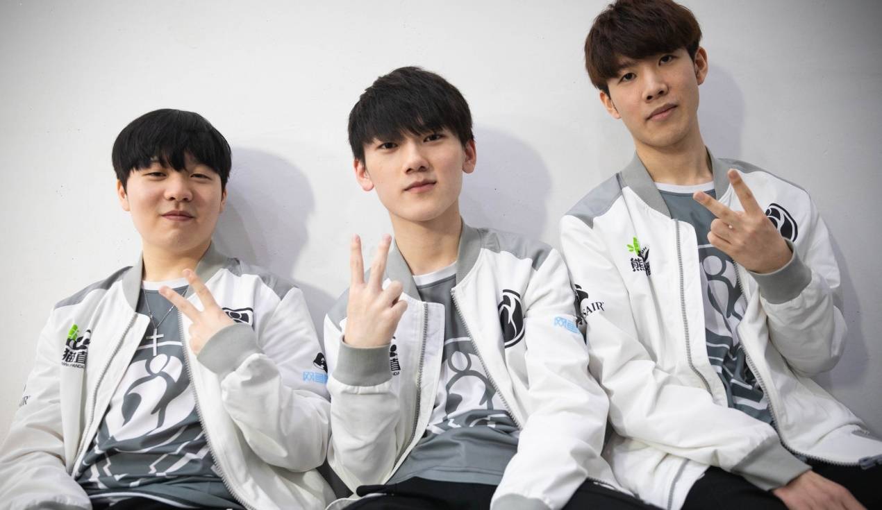 一洞和第五 一洞和第五